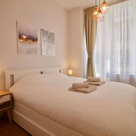 Heart Of Grand Place - Stunning 3Br Triplex بروكسل المظهر الخارجي الصورة